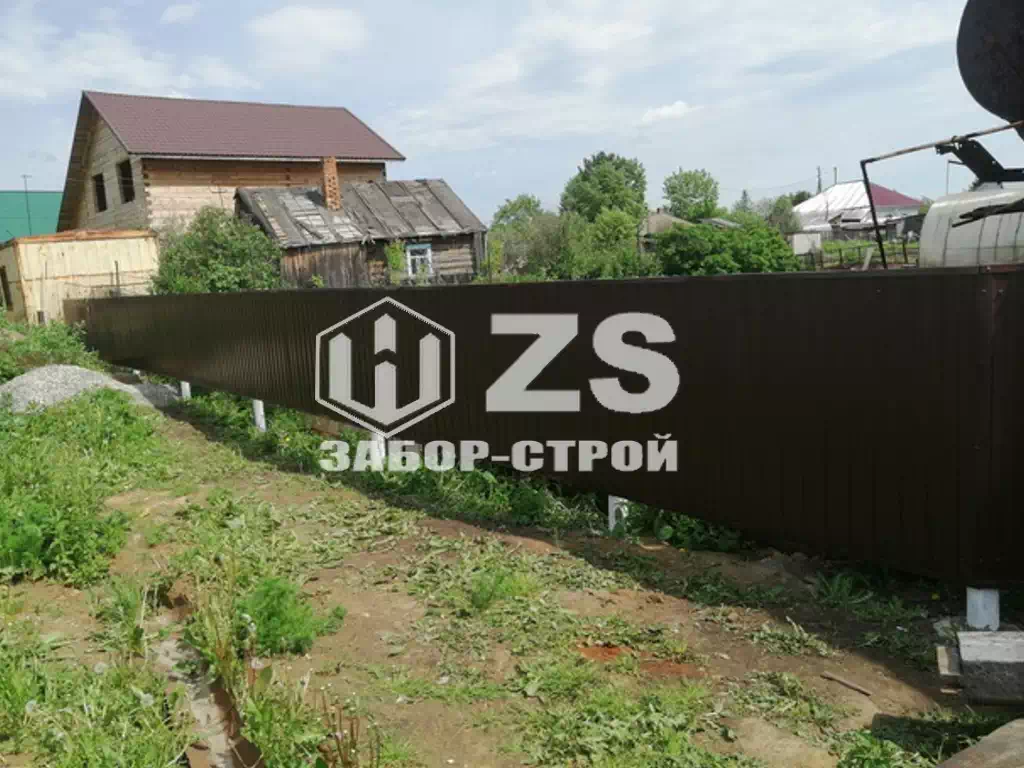 забор из профнастила с забивными столбами  73 метра